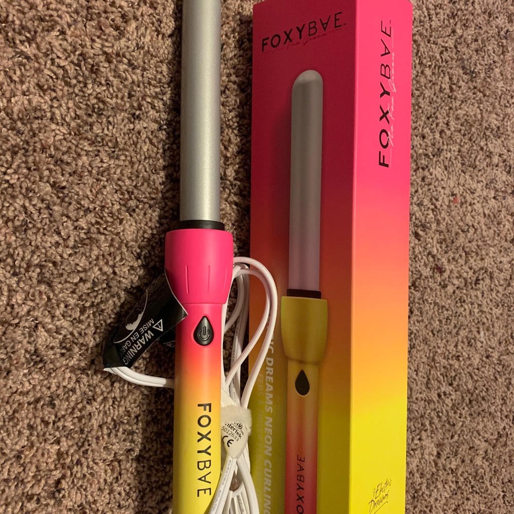 Foxybae curling wand